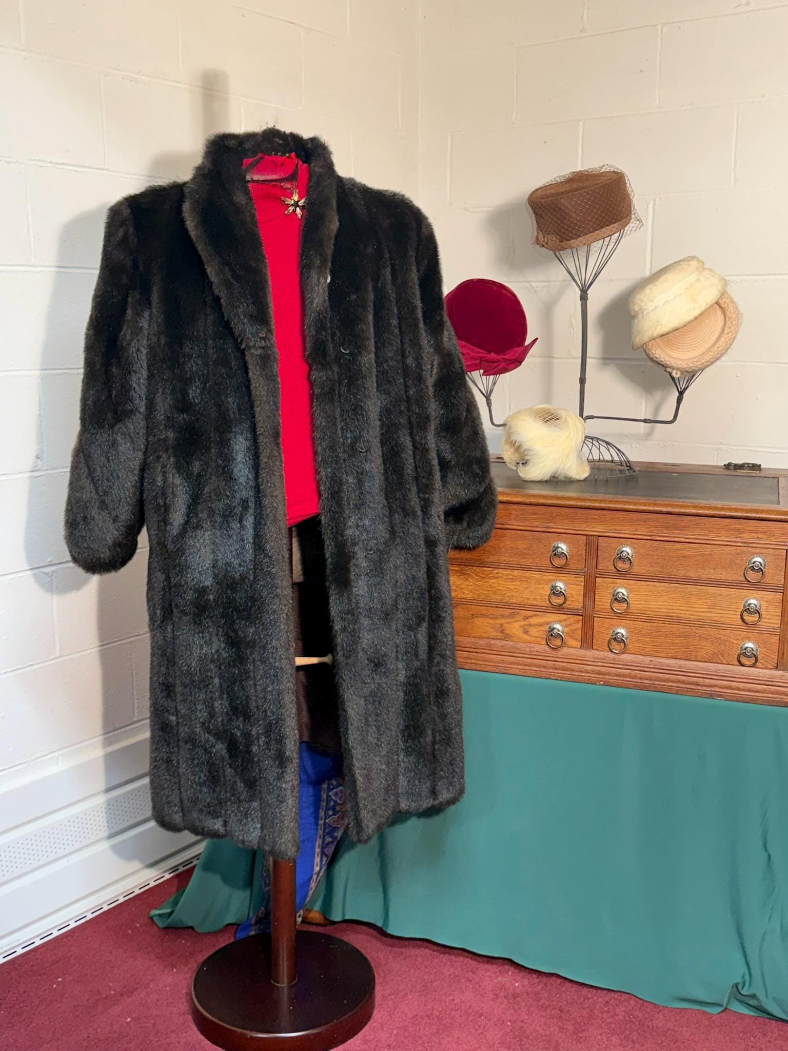 Vintage dark brown faux fur longline style coat