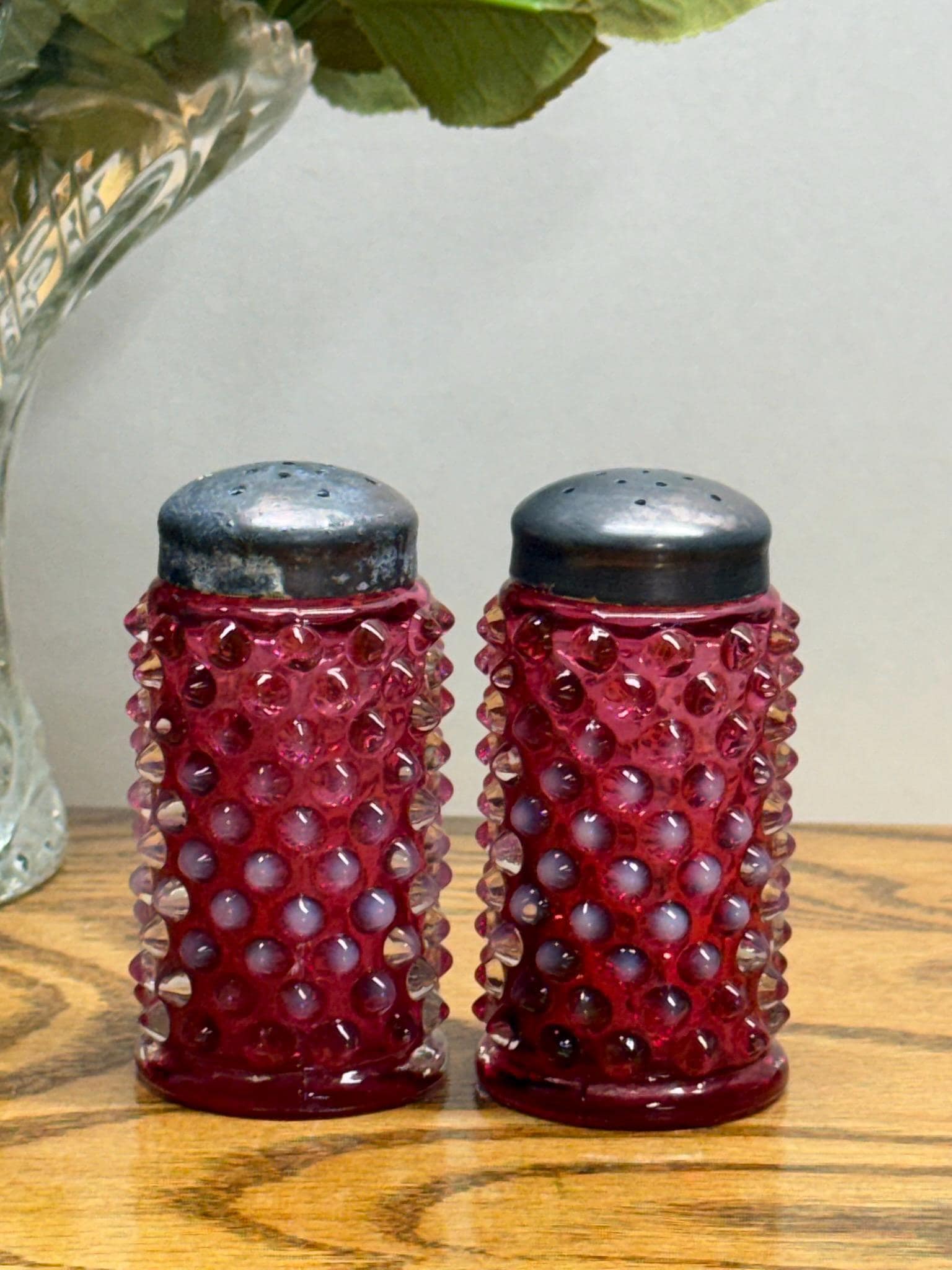 Vintage fenton cranberry opalescent hobnail glass salt and pepper